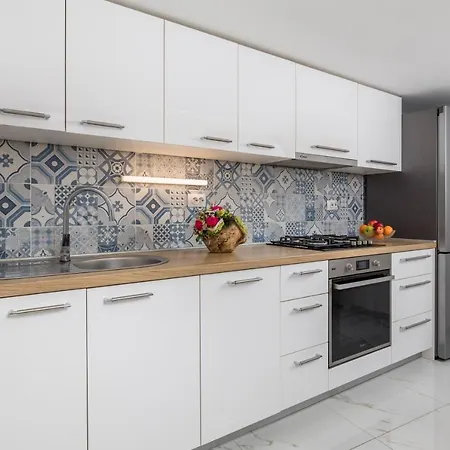 House Bajota With Terrace And Sea View Holiday home