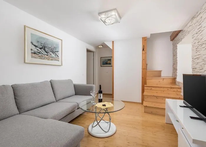 度假居 House Bajota With Terrace And Sea View 贝利