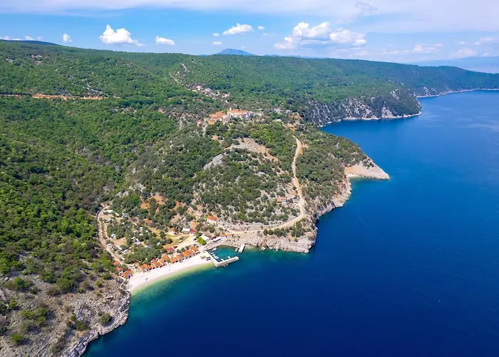 Tatil Evi House Bajota With Terrace And Sea View Beli